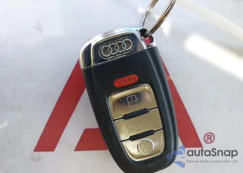 2010 Audi A4 2.0T Premium z USA, uszkodzony, nr VIN WAUAFAFL2AN007057